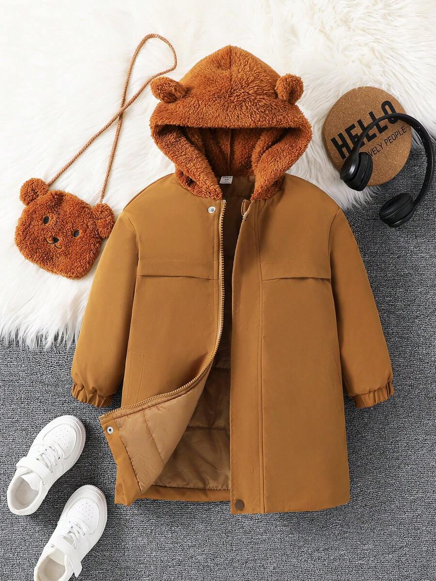 Young Boy Cute Teddy Bear Windproof Padded Coat, Suitable For 4-7 Years Old Boys In Winter, Autumn And Spring Seasons. This Padded Coat Features A Cute Teddy Bear Backpack Design, Adding A Playful Touch. It Not Only Provides Wind Protection And Warmth, But Also Showcases The Boy's Adorable And Lively Side. Designed For The Warmth Of Winter, It Offers A Cozy And Comfortable Wearing Experience For The Child. Whether For Outdoor Activities Or Daily Wear, It Allows The Boy To Enjoy The Carefree Time Of Autumn, Winter And Spring Seasons. Let Your Little Boy Go Out In This Adorable Brown Teddy Bear Windproof Padded Coat In The Cold Winters, Autumns And Springs, Displaying A And Playful Style, Staying Warm And Comfortable, While Also Having A Fashionable Personalized, Shining Uniquely!