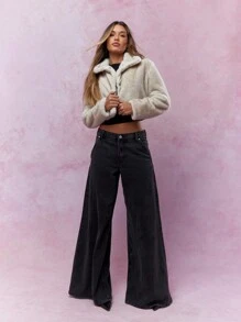 MISSGUIDED Fluffy Collared Long Sleeves Crop Coat Winter Wear - Apricot - View 4