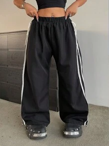 Flirla Quần Jogger cạp co giãn sọc cỡ lớn có đường xẻ bên hông và viền dây rút - màu đen - Xem 5