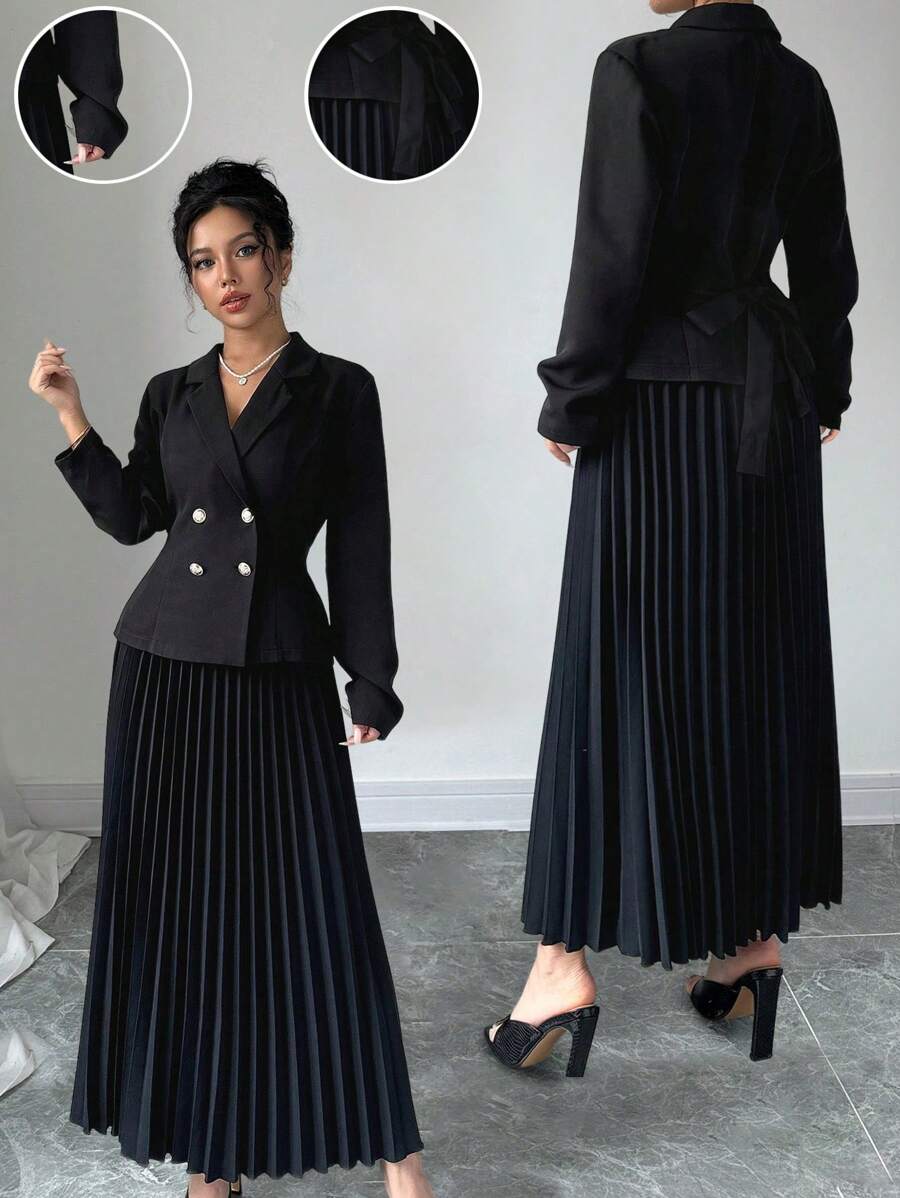 Royal Sleeveless Suit With Pleated Skirt