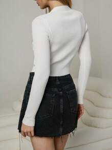 Chiquease 3D Floral Applique V-Neck Solid Color Cardigan - White - View 2