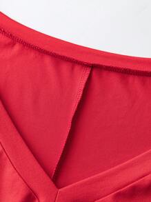 Plus Size 2pcs V-Neck Short Sleeve Simple Top And Allover Print Mini Skirt Casual Set - Red - View 4