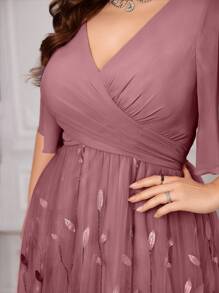 Đầm dạ hội UNITHORSE cỡ lớn cổ chữ V [cắt ngẫu nhiên] tay bồng, xếp ly ngực, lưới thêu lá, đính sequin, phối màu tương phản, thanh lịch cho tiệc gala, đám cưới, lễ tốt nghiệp, tiệc sinh nhật, dạ hội mùa xuân. - Màu đỏ tím - Xem 3