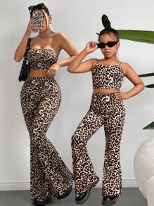 SHEIN Set de 2 piezas con top de punto de leopardo ajustado y pantalones acampanados a juego para niña preadolescente y mamá - Marrón - Ver 1