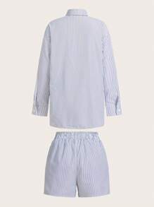 SHEIN Essnce 2 peças Conjunto casual de blusa e shorts listrados azul e branco para mulheres no verão - Azul e Branco - Visão 2