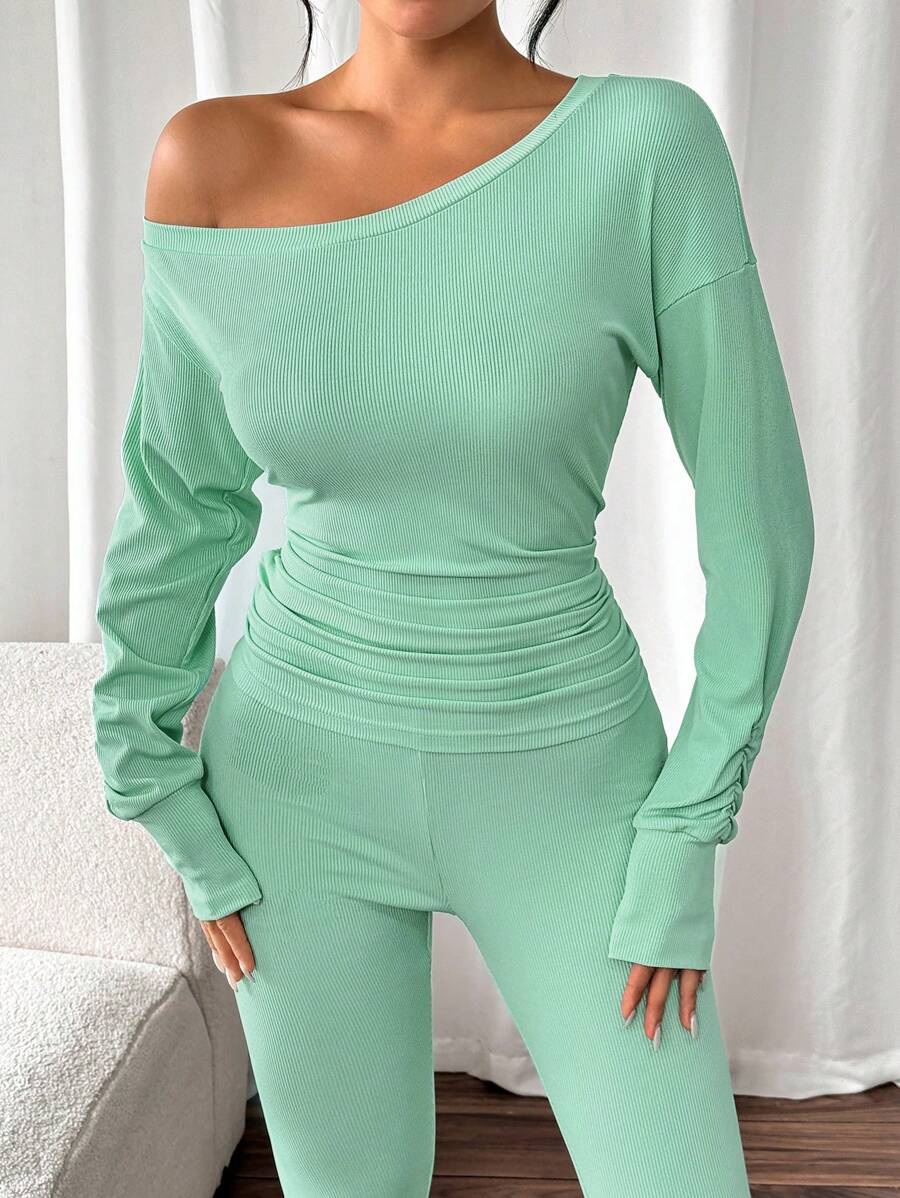 Chiquease 1 Set Women's Elegant Sexy Green Ribbed Oblique Shoulder 2-Piece Outfit - Mint Green - View 1