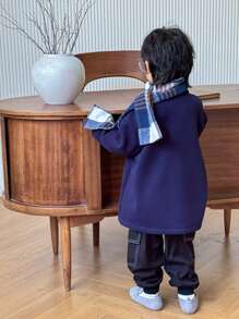 SHEIN Set 2 piese: Cardigan cu rever captusat termic confortabil pentru baieti si esarfa cu model albastru, potrivit pentru iesiri casual, scoala si ocazii de toamna/iarna