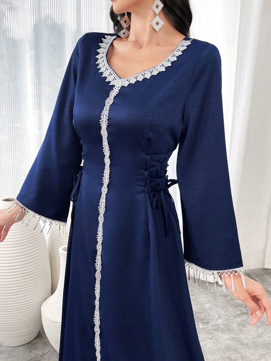 Al Najma 女式纯色撞色蕾丝长袖阿拉伯卡夫坦 Jalabiya 长裙，朴素优雅风格全覆盖长裙，适合日常休闲/工作/度假/晚会/婚礼宾客 - 藏蓝色 - 查看 1