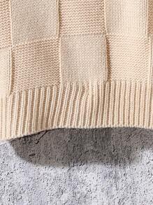 Maglione a girocollo lavorato a maglia per ragazzi pre-adolescenti/adolescenti per autunno/inverno, nuovo design. La speciale trama a tessitura esalta il gusto di moda alla moda dei giovani ragazzi. Il maglione è progettato con una tecnica di tessitura unica, creando un effetto tessiturale ricco e distintivo, evidenziando una sensazione di moda di alta qualità. Il design del colore beige dà un'impressione nobile ed elegante. Adatto per l'usura in autunno e inverno. Il maglione presenta dettagli raffinati come il colletto e i polsini, migliorando la sensazione generale di qualità e dimostrando una lavorazione meticolosa. Il tessuto di alta qualità è morbido e confortevole, con una buona capacità di mantenere il calore, adatto per un uso prolungato. Adatto per scuola, viaggi, tempo libero e occasioni di lavoro.