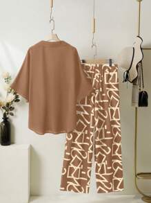 EMERY ROSE 2 chiếc áo cánh dơi tay dài màu trơn cỡ lớn cho nữ mùa hè và quần ống rộng in họa tiết hình học thường ngày - Lạc đà - Xem 2