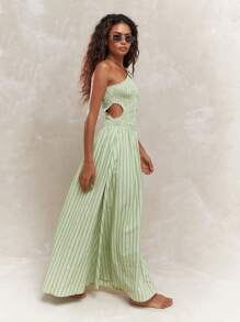 MISSGUIDED Elegant One Shoulder Smocked Bodice Flowy Maxi Dress Irish-Themed Spring Party Striped St. Patrick's Day Celebration Evening Holiday Special Occasion Dress Christmas - Green - View 4