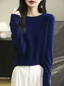 女士圆领长袖毛衣，秋冬季保暖柔软针织套头衫 - 藏蓝色 - 查看 7