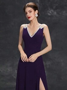 V-Ausschnitt Kleid mit Pailletten-Besatz und A-Linie aus Chiffon - Violett - Übersicht 3