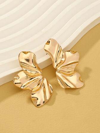 1pair Golden Metal Leaf Design Earrings, Suitable For All Occasions