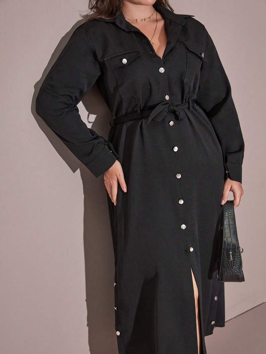 RueChic 女式加大翻领前扣和边缘系带黑色连衣裙