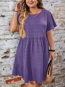 SHEIN LUNE Damen Große Größen Sommer Lockeres Babydoll-Minikleid mit Rundhalsausschnitt, Unifarben