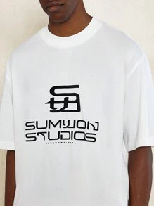 SUMWON Áo thun crop fit có in họa tiết lông cừu phía trước - trắng - Xem 3