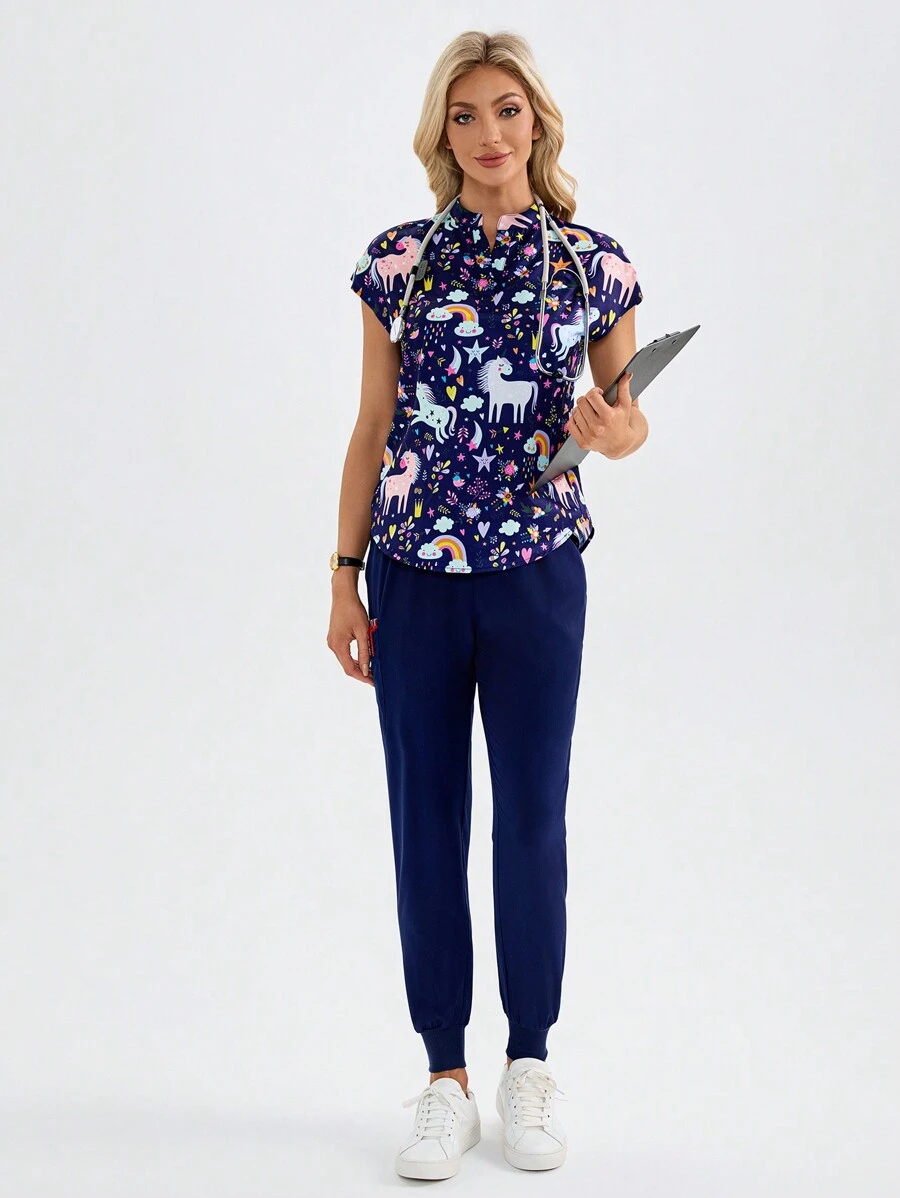 TaskEZ Conjunto uniforme de enfermera con top y pantalón estampado con diseño de unicornio de dibujos animados para mujer, conjunto de ropa de trabajo con micro-estiramiento, múltiples bolsillos, adecuado para enfermera, esteticista y otros - Multicolor - Ver 1