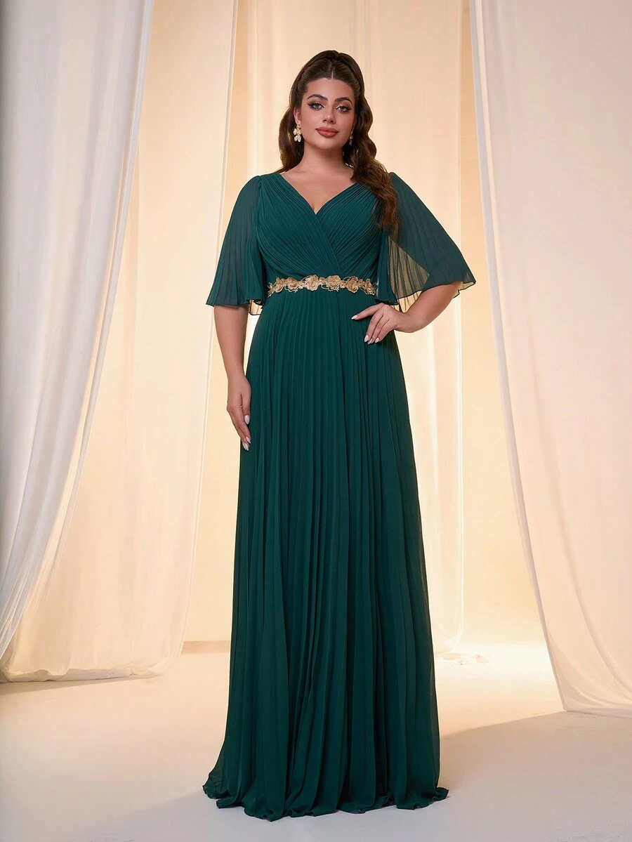 大码女式 V 领不对称十字喇叭袖金色 3D 蕾丝下摆长款雪纺连衣裙，优雅伴娘礼服 - 墨綠色 - 查看 1