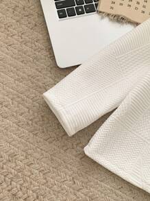 SHEIN 1pc Young Boy Casual Minimalist Korean Style Knit Jacquard Thermal Lined Turndown Collar Long Sleeve Warm Jacket, Suitable For Autumn & Winter, Casual & Holiday Wear - White - View 4