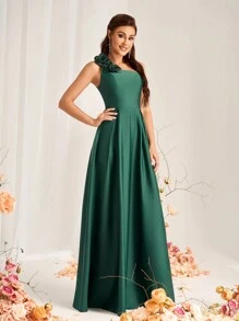 SHEIN Belle Vestido de satén asimétrico en color verde musgo elegante y romántico con decoración floral 3D, falda plisada tipo globo, adecuado para bodas y eventos formales como vestido de dama de honor
