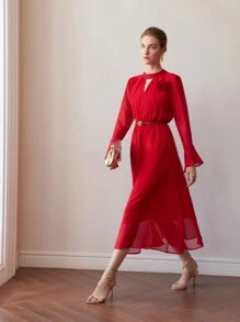 MOTF Đầm dài tay loe cổ khoét lỗ khóa họa tiết hoa nổi không kèm thắt lưng - Đỏ - Xem 4