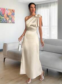 SHEIN Tall Robe de satin détail cravate couleur champagne