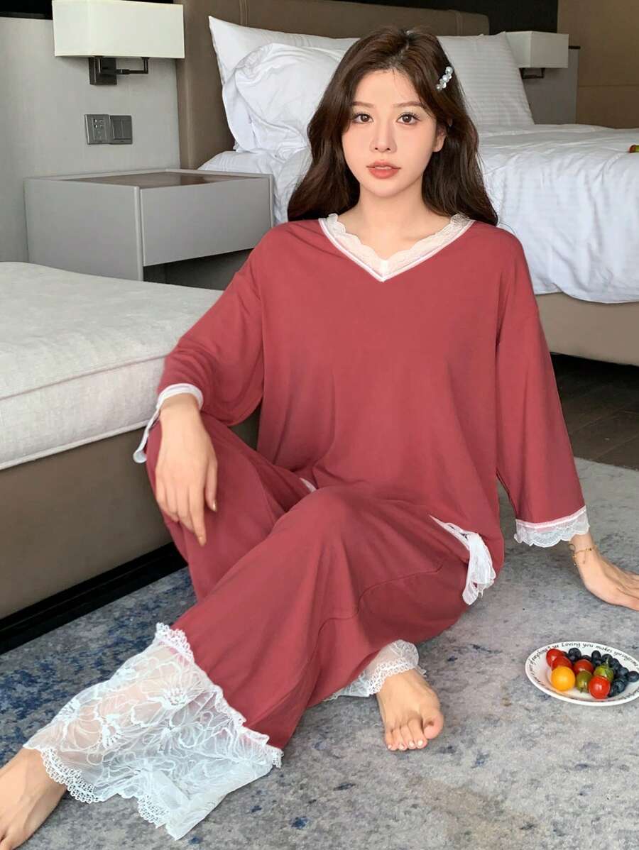 DAZY 女士蕾丝拼布 V 领落肩睡衣上衣和裤子两件套睡衣套装 - 粉色 - 查看 1