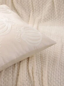 1 vỏ gối nhung thêu hình bí ngô và dơi Halloween, trang trí nhà cửa - Màu be - Xem 3