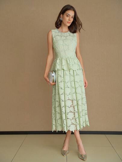 green lace peplum dress HEART SHAPED LONG SLEEVE GOWN IN GREEN | CULT MIA main image 0