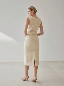 MOTF PREMIUM TWEED PLAID PATTERN V-NECK RAW TRIM DRESS - Khaki - View 8