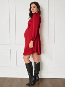MaterniWear Vestido burdeos con mangas farol acampanadas, fruncido y abertura delantera para embarazada en primavera - Rojo - Ver 2