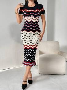 Modelyn Women Wave Pattern Short Sleeve Sweater Dress