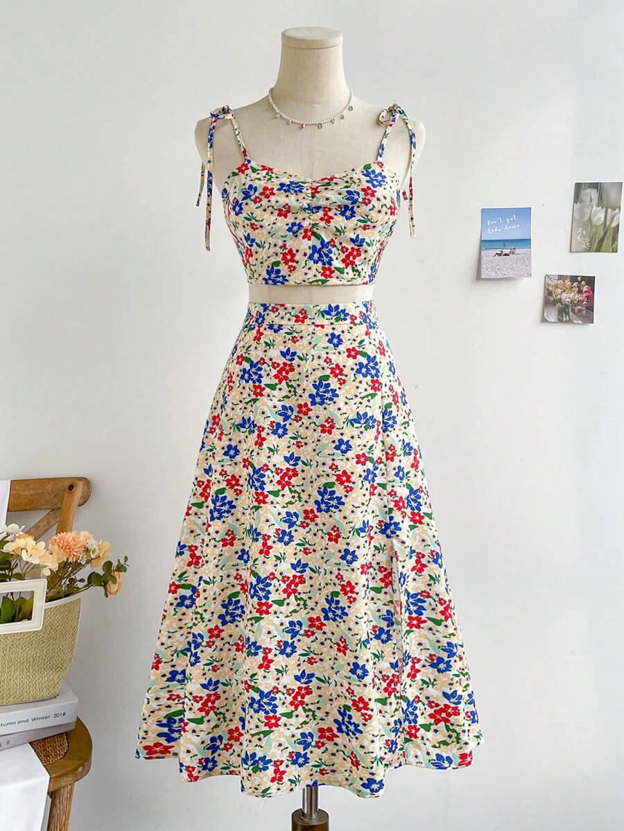 Soleia 2 件套女士浪漫碎花吊带荷叶边上衣和 A 字裙套装，休闲返校/秋季度假装 - 彩色 - 查看 1