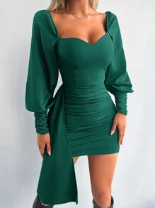 RueChic Sweetheart Neck Lantern Sleeve Ruched Detail Bodycon Dress - Green - View 3