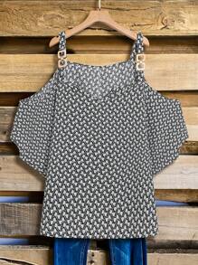 Plus Size Women Summer Geometric Print Off Shoulder Loose Short Sleeve Blouse - White - View 1