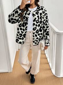 SHEIN Frenchy Women's Simple Leopard Print Long Sleeve Regular Jacket, Autumn/Winter,Autumn And Winter Warm Round Collar Leopard Print Jacket,Winter Women Coat,Teddy Coat,Flannel Jacket Fleece Jacket Fall Women Jackets Cheetah