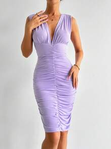RueChic Plunging Neck Ruched Bodycon Dress - Mauve Purple - View 5