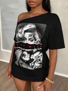 Slaydiva Camiseta de mujer de punto negro con estampado de logotipo y eslogan, de manga corta, holgada, con un solo hombro y hombro inclinado, de estilo casual y de calle, nueva para el verano - Negro - Ver 6