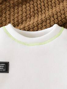 女童街头休闲白色拼接棕色口袋毛绒运动衫套装，秋季 - 白色 - 查看 4