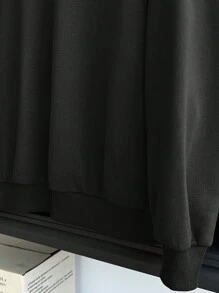 SHEIN EZwear 女士休闲简约牛头印花圆领宽松厚款长袖运动衫，适合春秋冬季 - 黑色 - 查看 4