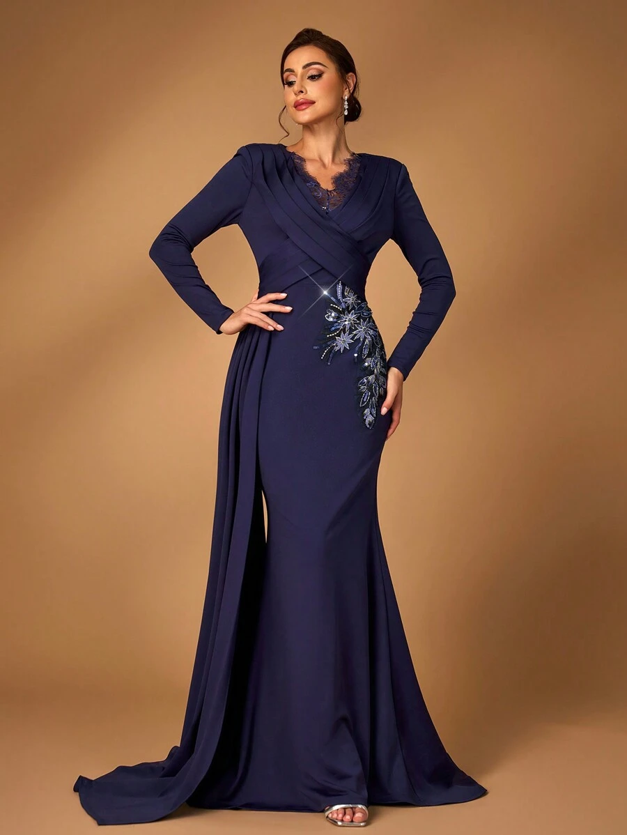 SHEIN Belle Đầm dệt kim co giãn thêu ren màu xanh navy thanh lịch và quý phái cho nữ, cổ chữ V, xếp ly xoắn phía trước, tay dài, viền đuôi cá, viền vá, trang trí đính vải, thích hợp làm váy cưới của mẹ, váy dự tiệc & dạ tiệc - Màu xanh hải quân - Xem 1