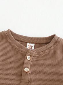 Cozy Pixies 2pcs Baby Boy Solid Color Knit Soft Crew Neck Long Sleeve Half-Open Pullover Top And Elasticated Waist Pants Set - Brown - View 4