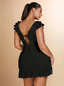 SHEIN BAE Vestido blanco de encaje dulce con cuello en V profundo, sin mangas, con volantes y espalda descubierta para mujer de talla grande para verano, para citas. Vestidos blancos para mujeres. De regreso a la escuela para chicas