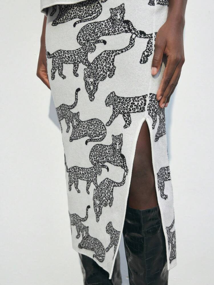 SHEIN Maija 2pcs Women's Leopard Jacquard Sweater Set