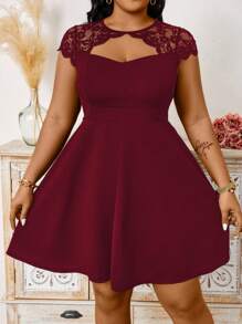 SHEIN Clasi 大码女式夏季蕾丝拼接圆领盖袖镂空优雅连衣裙酒红色女装