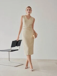 MOTF PREMIUM TWEED PLAID PATTERN V-NECK RAW TRIM DRESS - Khaki - View 7