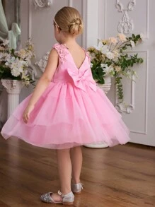 SHEIN Glamorique Kids 新款 2022 公主女童羽毛网眼紫粉色派对礼服，女童圣诞派对礼服，儿童舞台表演礼服 - 粉色 - 查看 2