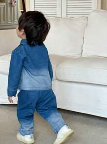 Bộ áo sơ mi denim ombre cho bé trai - Bao gồm 1 áo sơ mi denim ombre và quần denim phù hợp, mang đến một bộ trang phục thoải mái và thời trang - Nhiều màu - Xem 2