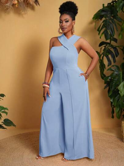 Slaydiva 大码不对称领口纯色阔腿连体裤